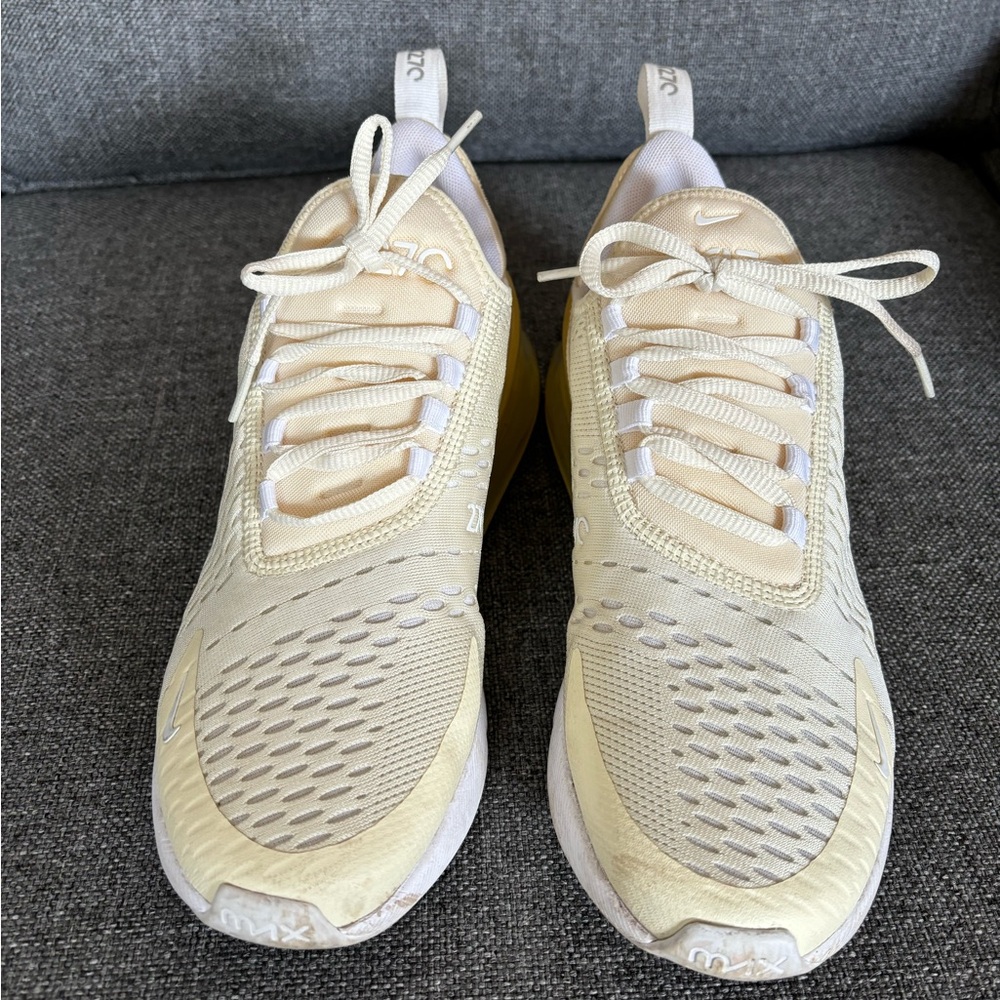 Nike Air Max 270 size 9.5